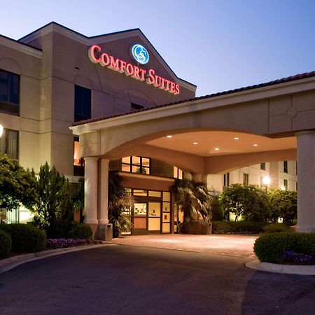 Comfort Suites Старквил Екстериор снимка