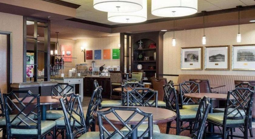Comfort Suites Старквил Екстериор снимка